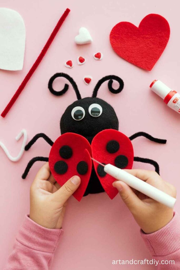 Love Bug Pom-Poms