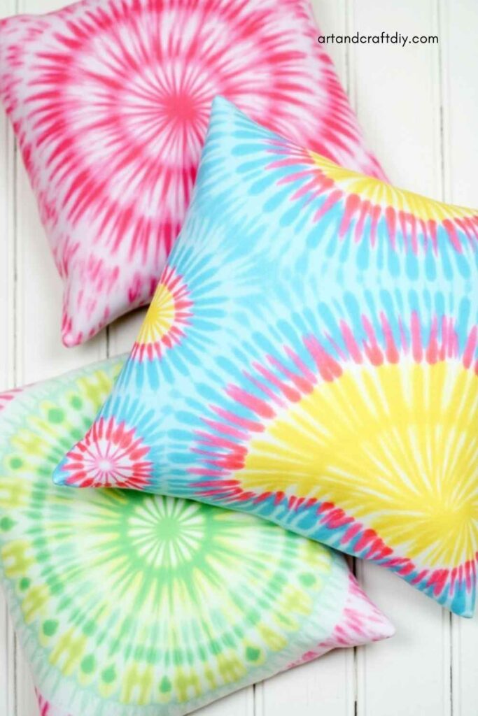 Tie-Dye Pillowcases