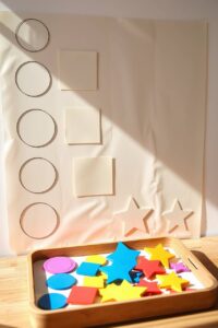 Easy and Educational Shape Crafts for Toddlers - DIY Art and Crafts Ideas