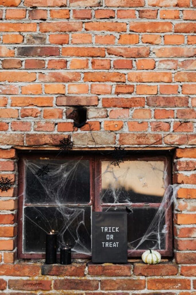 Ghostly window clings