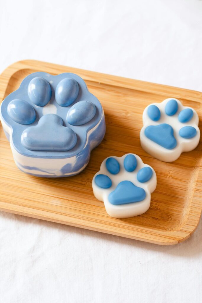 Paw-shaped Cookies