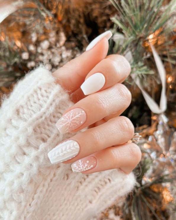 Snowy White Nails