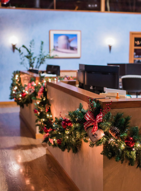 Festive Desk Garlands