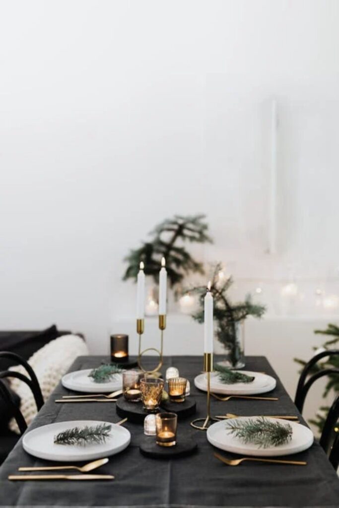 Modern Minimalist Christmas Table
