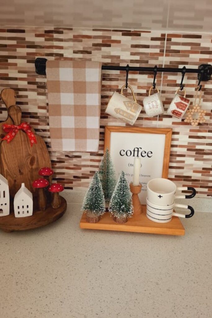 Festive Kitchen Accents