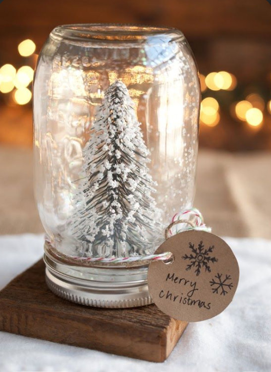 Mason Jar Snow Globes
