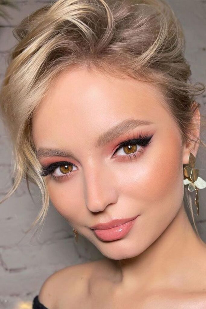 Soft Pink Romantic Makeup