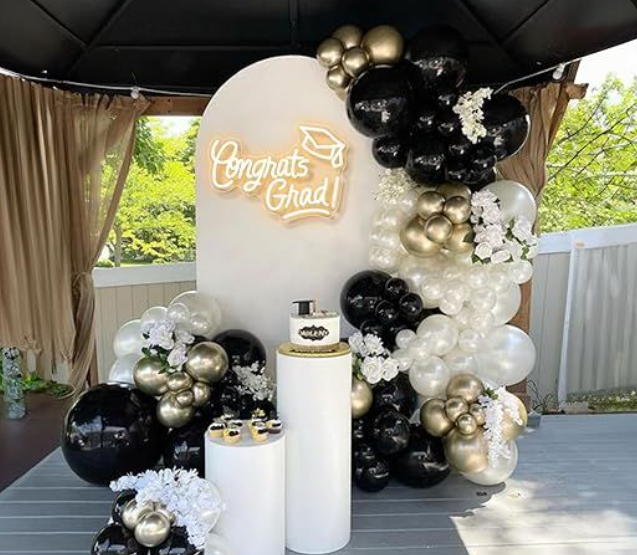 Classic Graduation Theme Party