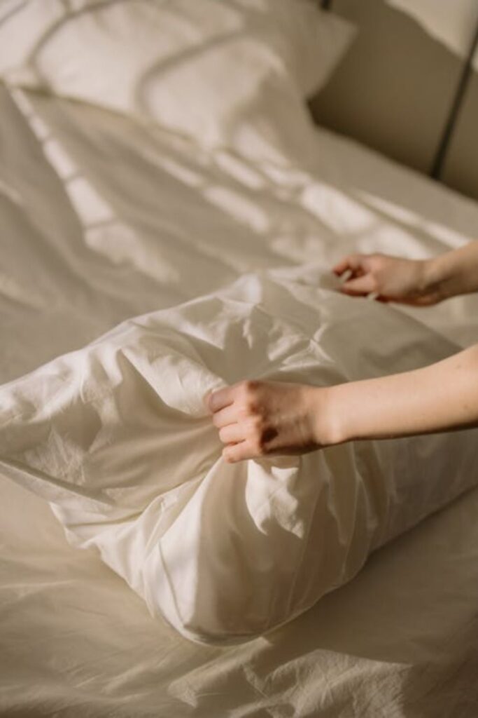 Pillow fluffing and washing